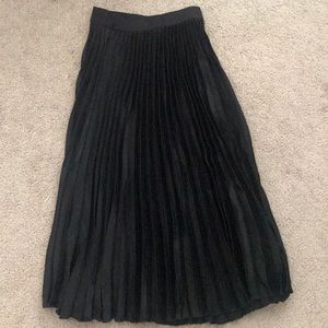 Midi black accordion skirt- 27 inches long